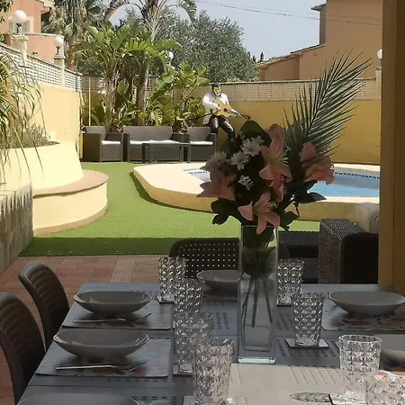 Casa Rose - 4-bed With Private Pool In